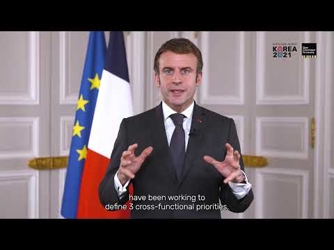 El presidente Emmanuel Macron se dirige a los líderes mundiales en la Cumbre de OGP de 2021