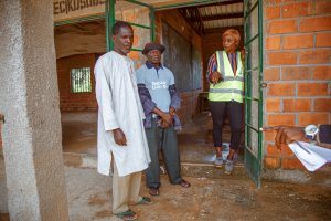 Inspección escolar en Kaduna, Nigeria
