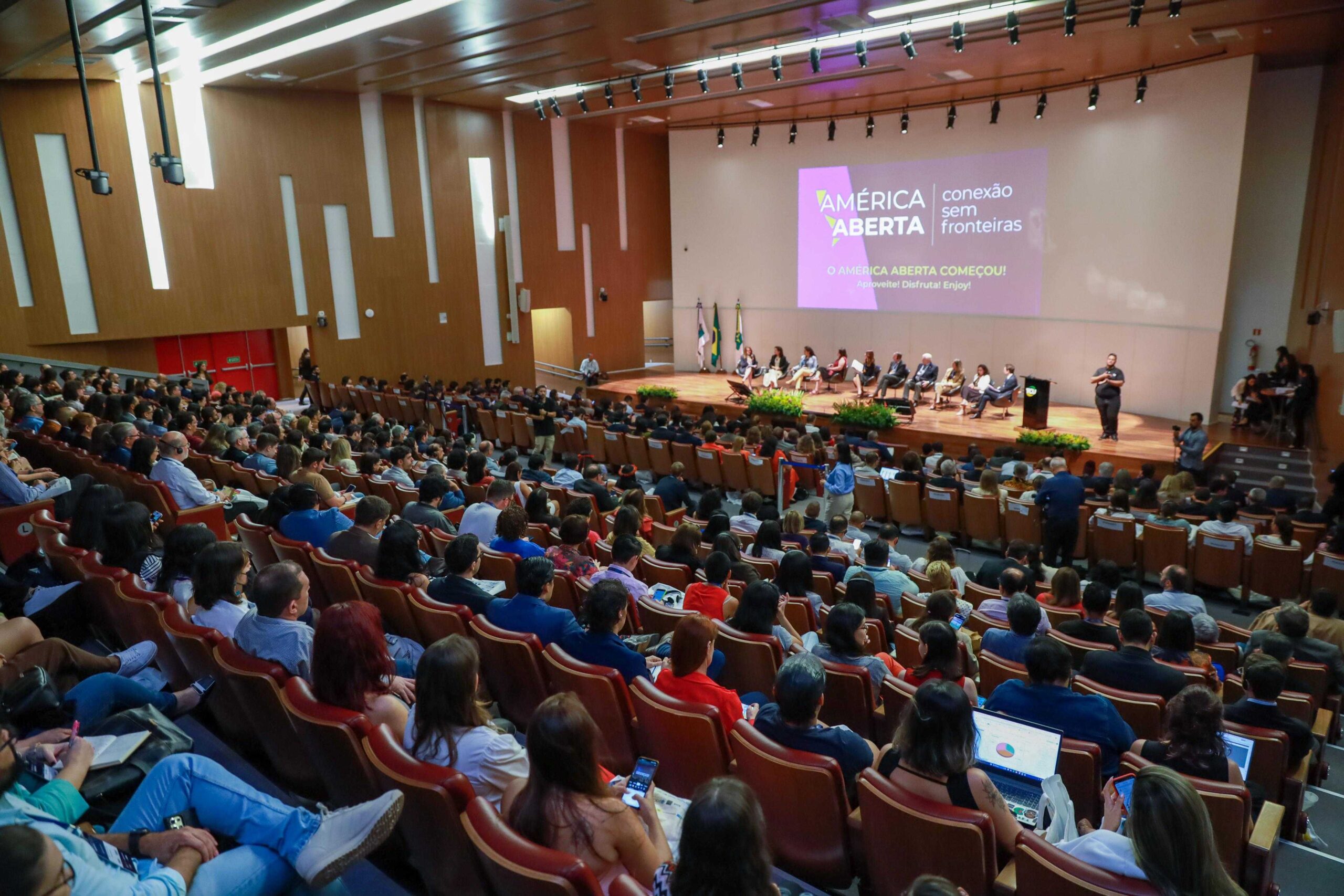 Líderes de Gobierno Abierto se unen para abordar desafíos críticos en las Américas
